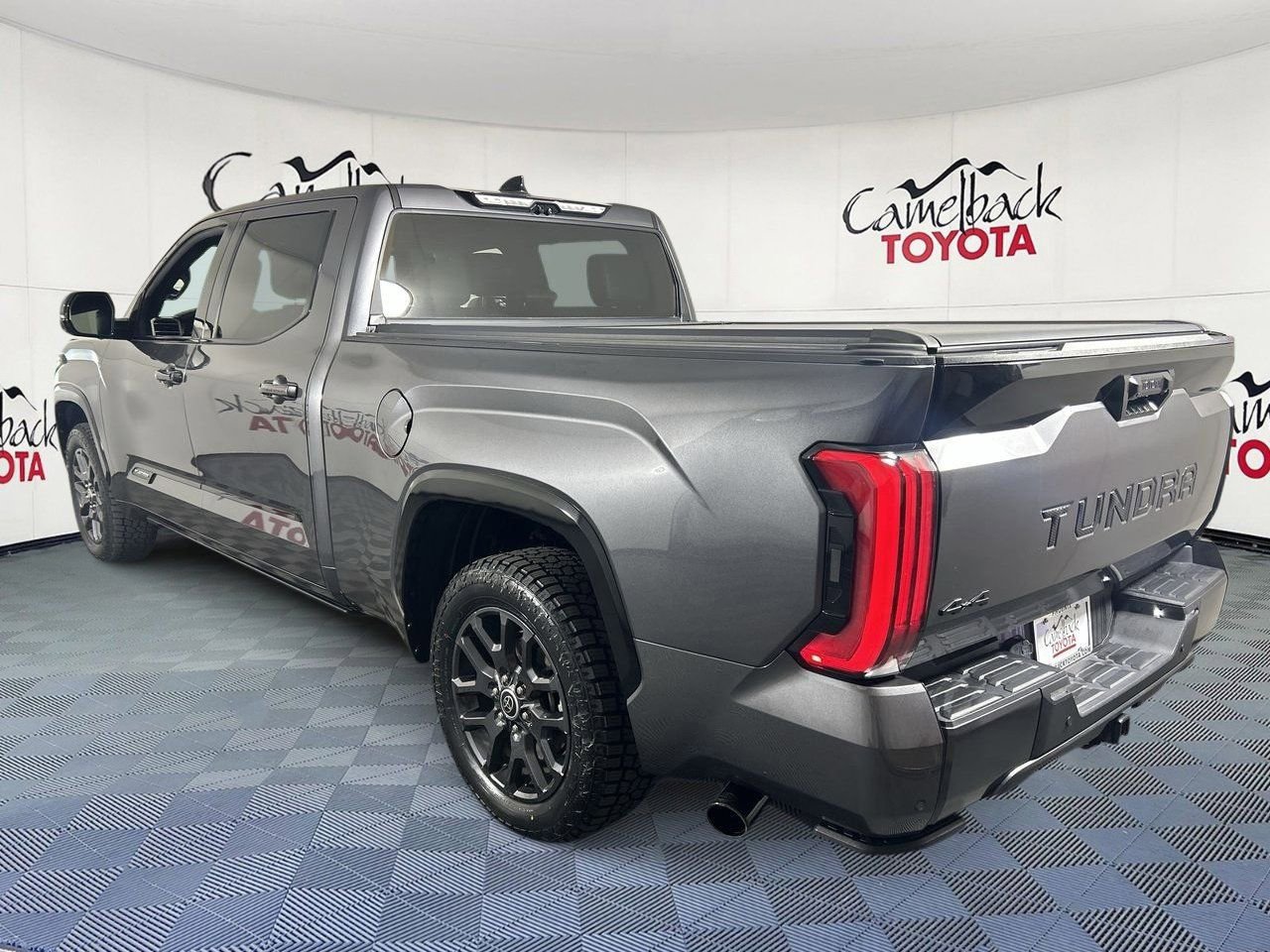 Used 2023 Toyota Tundra Platinum w/ Advanced Package image 5