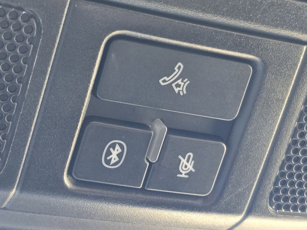 Used 2011 Volkswagen GTI 4-Door image 27