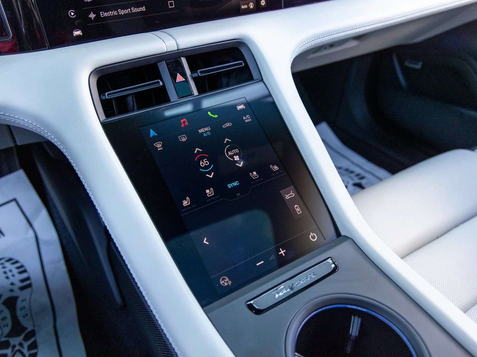 Certified 2025 Porsche Taycan GTS image 40