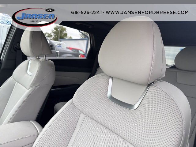 Used 2025 Hyundai Tucson Limited image 11