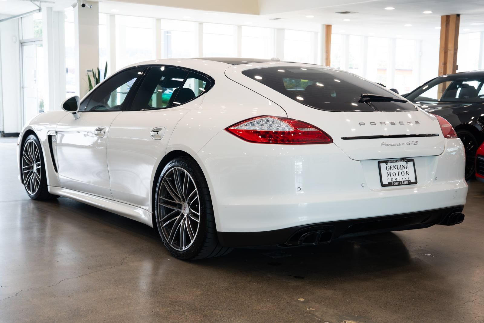 Used 2013 Porsche Panamera GTS AWD/4WD image 6