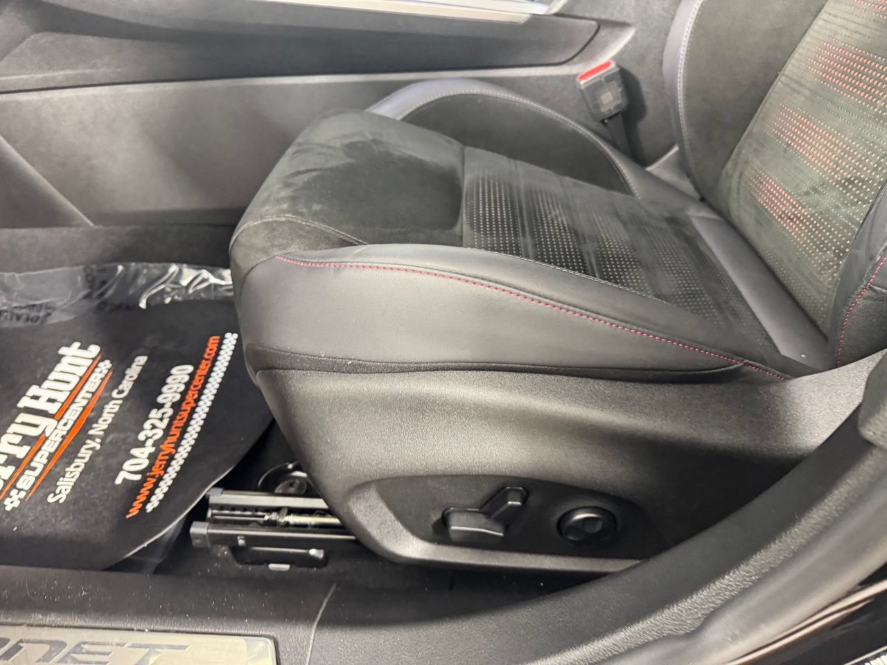 Used 2024 Dodge Hornet R/T AWD/4WD image 11