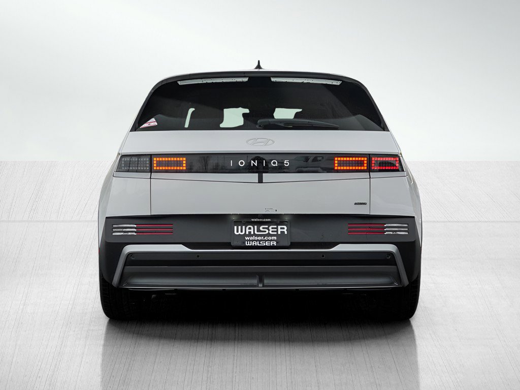 New 2026 Hyundai Ioniq 5 SEL image 5