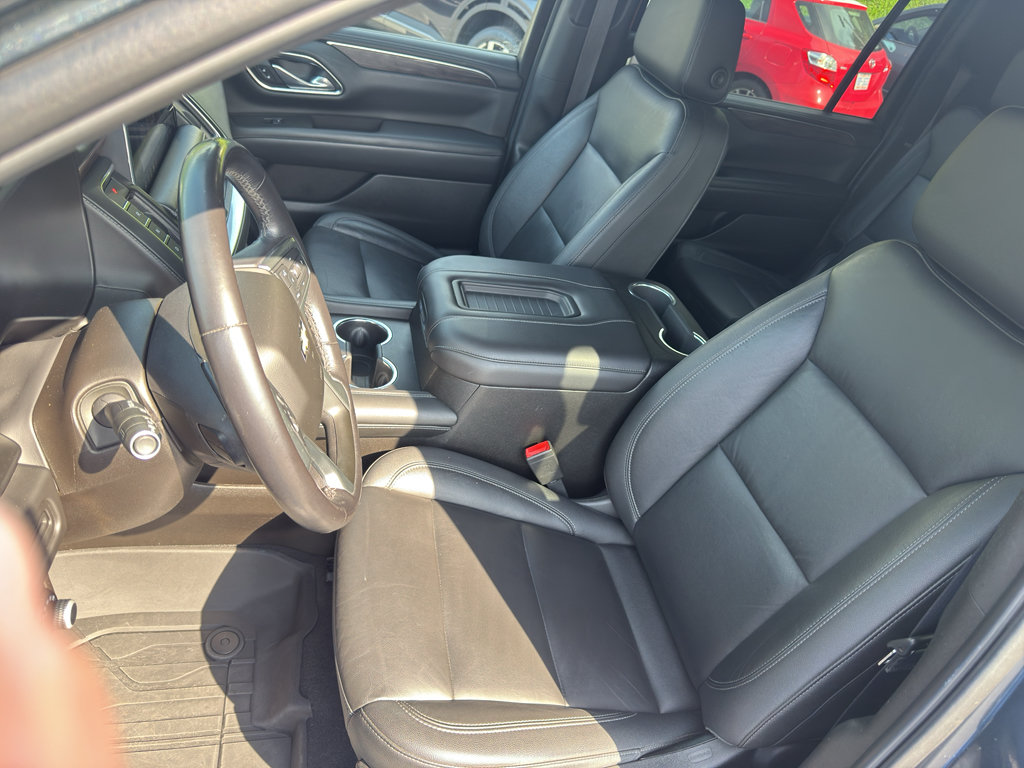Used 2021 Chevrolet Suburban LT AWD/4WD image 9