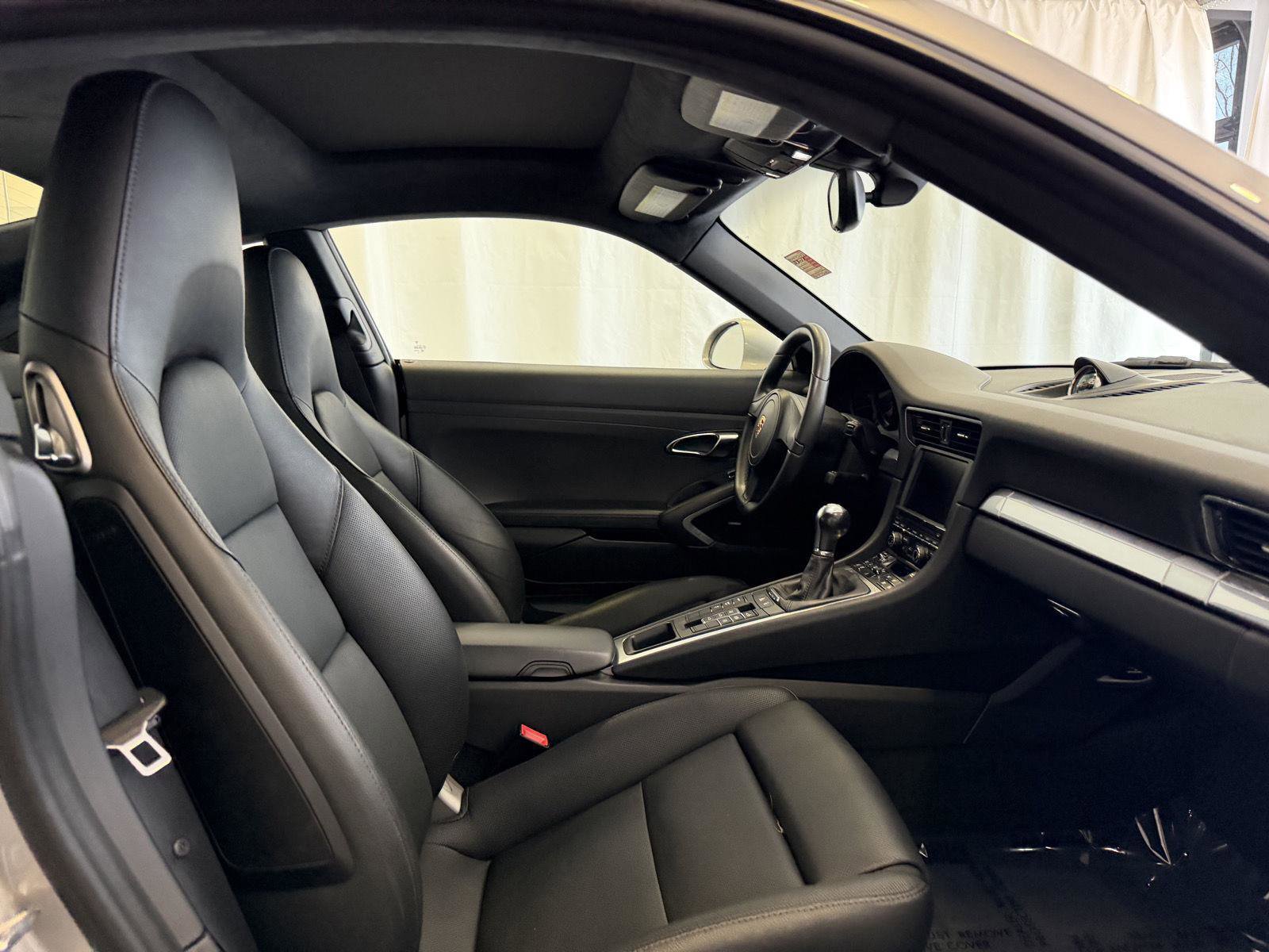 Used 2013 Porsche 911 Carrera image 16