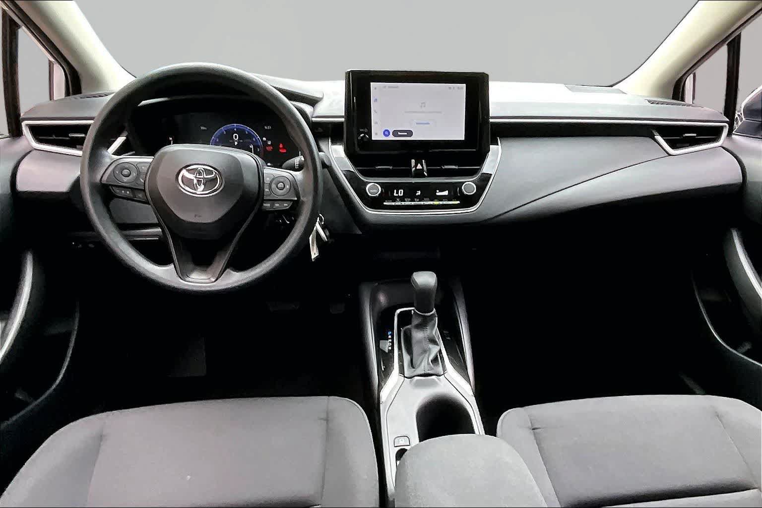 Used 2026 Toyota Corolla LE FWD image 28