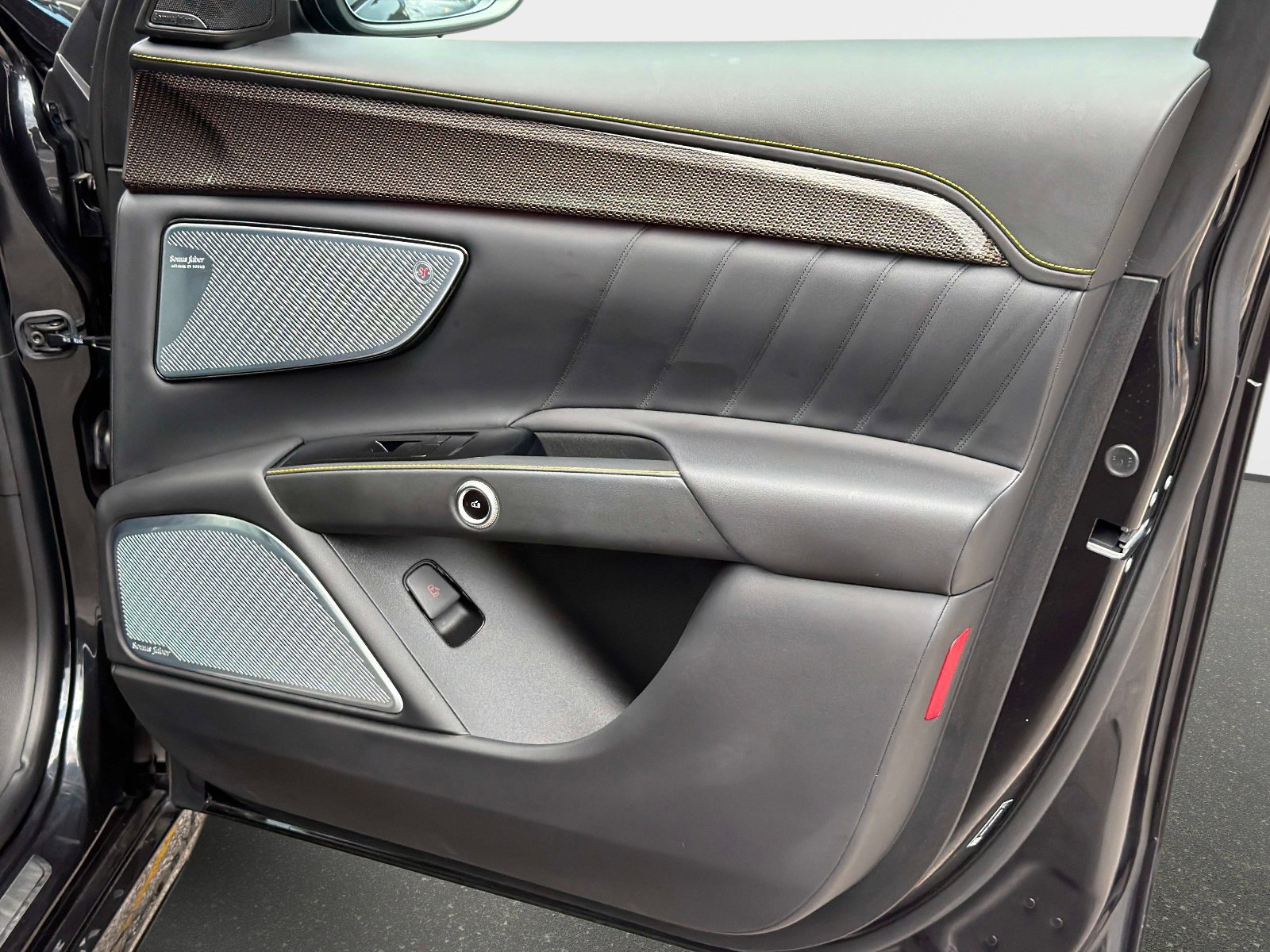 Used 2023 Maserati Grecale Modena image 21