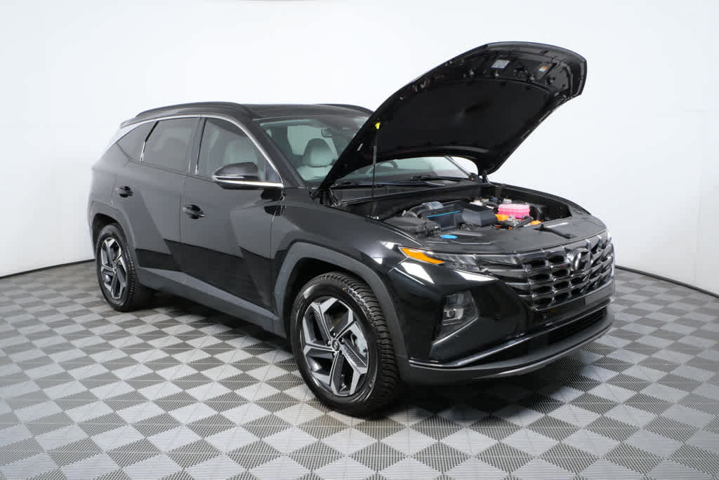 Used 2023 Hyundai Tucson Limited w/ Cargo Package AWD/4WD image 30
