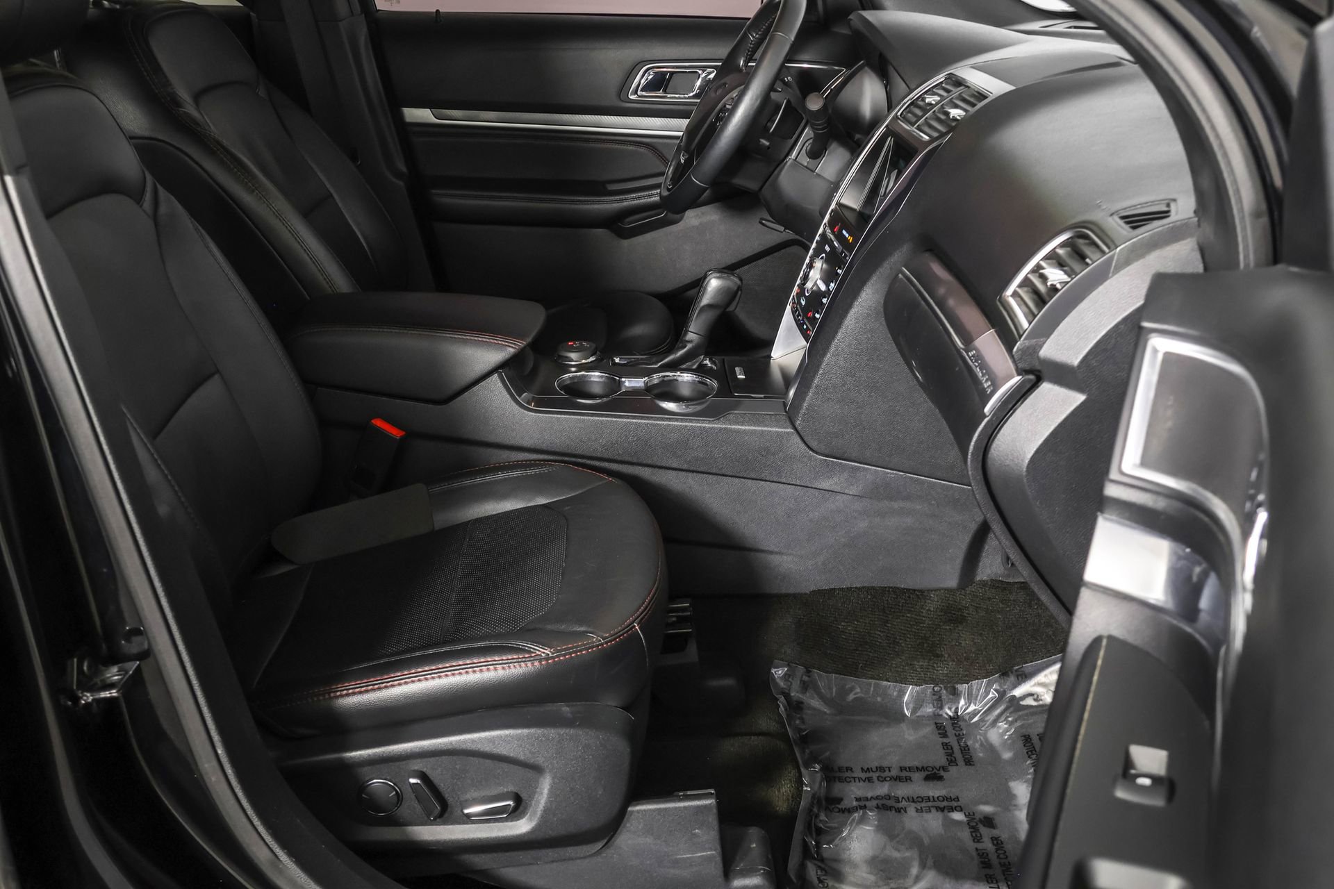 Used 2017 Ford Explorer Sport AWD/4WD image 45