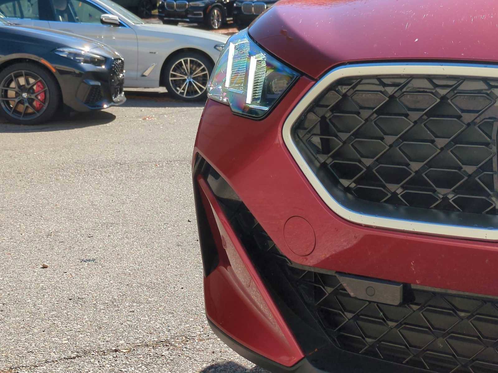 New 2025 BMW X2 xDrive28i w/ Convenience Package image 11