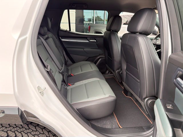 Used 2026 GMC Terrain AT4 AWD/4WD image 22