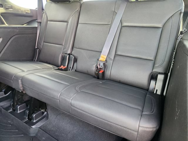 Used 2023 Chevrolet Tahoe Z71 w/ Luxury Package AWD/4WD image 31