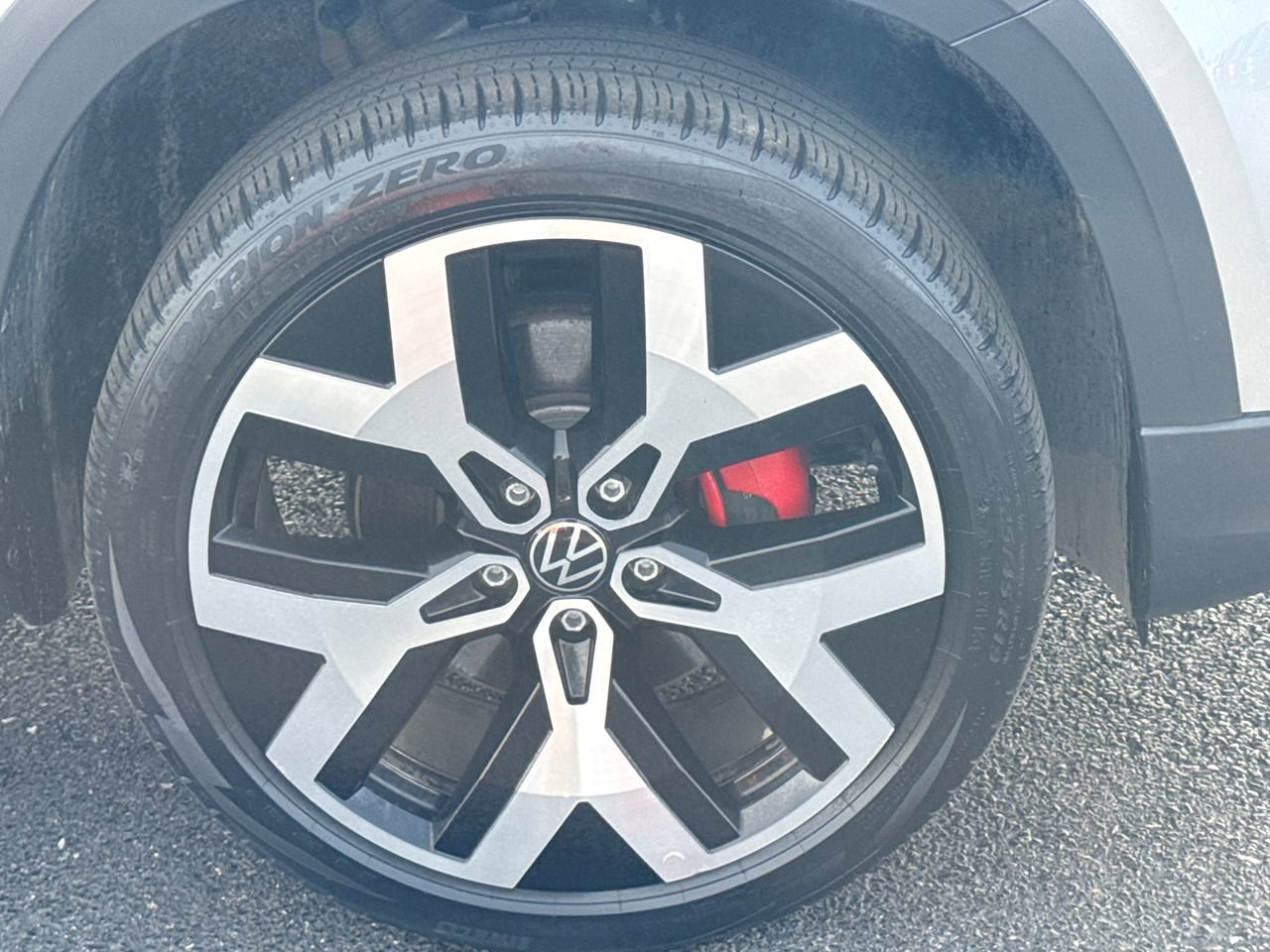 Used 2022 Volkswagen Taos SEL AWD/4WD image 9