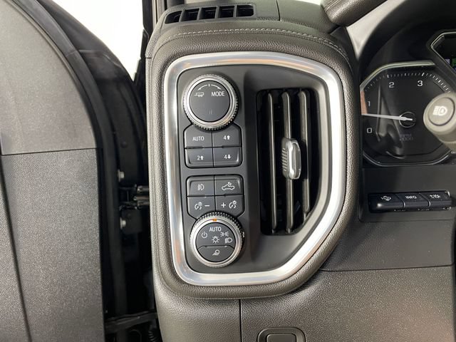 Certified 2020 GMC Sierra 3500 Denali w/ Denali Ultimate Package AWD/4WD image 13