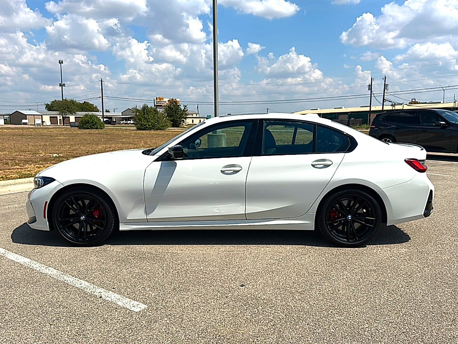 Used 2023 BMW M340i xDrive w/ Shadowloine Package AWD/4WD image 5