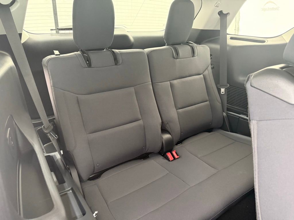 New 2025 Ford Explorer Active image 18