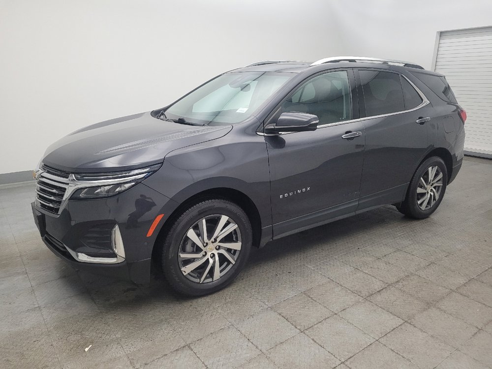 Used 2022 Chevrolet Equinox Premier image 2