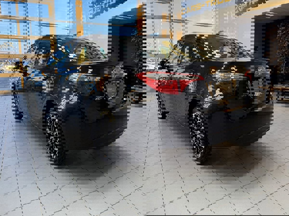 Used 2014 Toyota Corolla S image 4