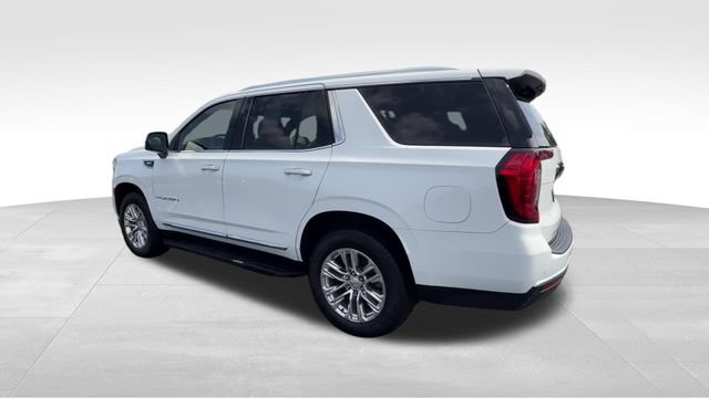 Certified 2022 GMC Yukon SLT w/ SLT Premium Package AWD/4WD image 4