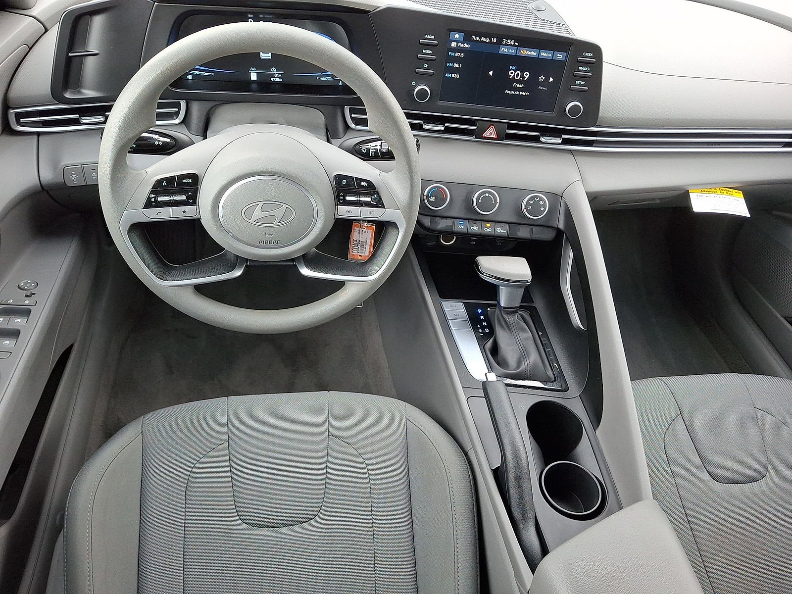 Certified 2025 Hyundai Elantra SE FWD image 26