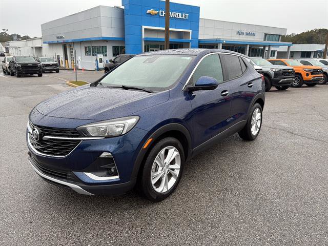 Used 2023 Buick Encore GX Preferred w/ Cold Weather Comfort Package FWD image 3