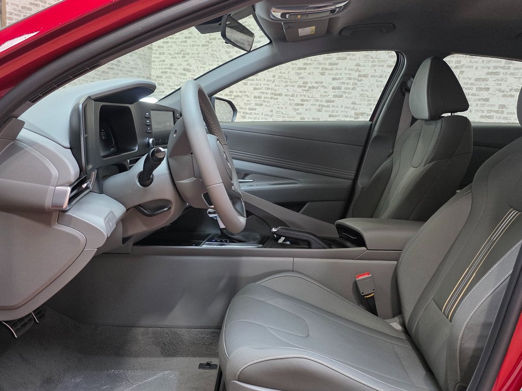 New 2026 Hyundai Elantra Sport image 25