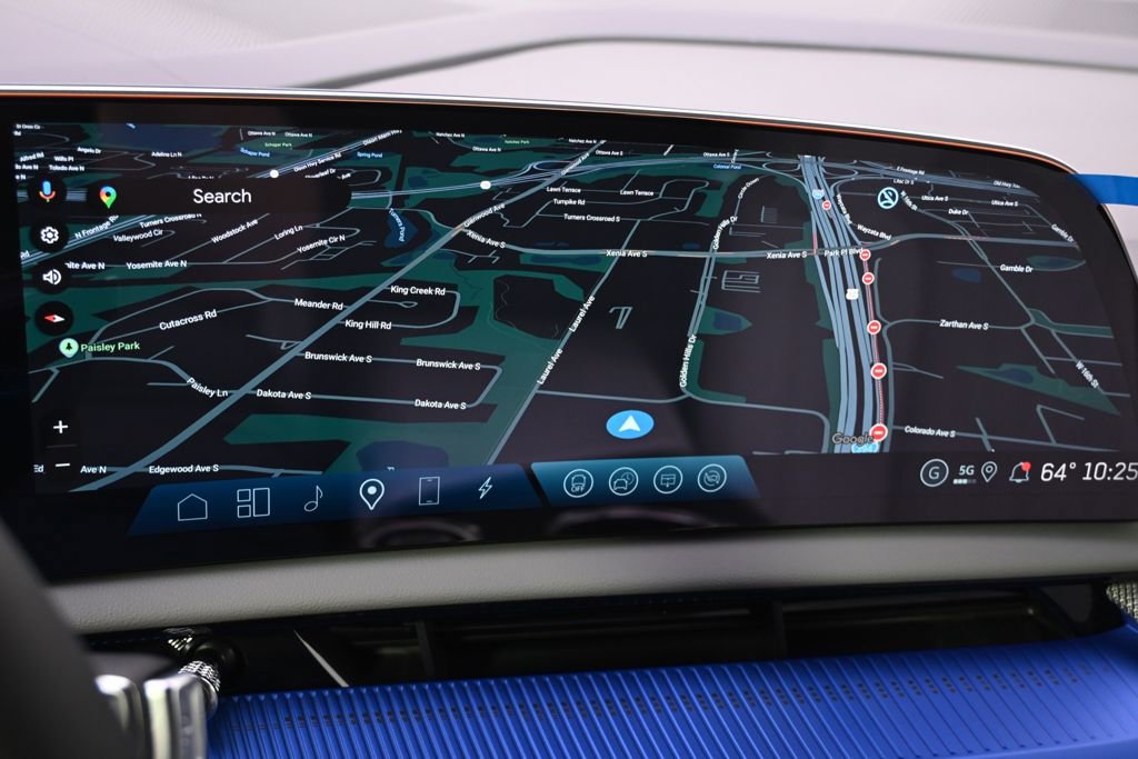 New 2026 Cadillac Optiq Luxury 2 AWD/4WD image 27