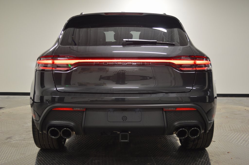 Used 2025 Porsche Macan image 6