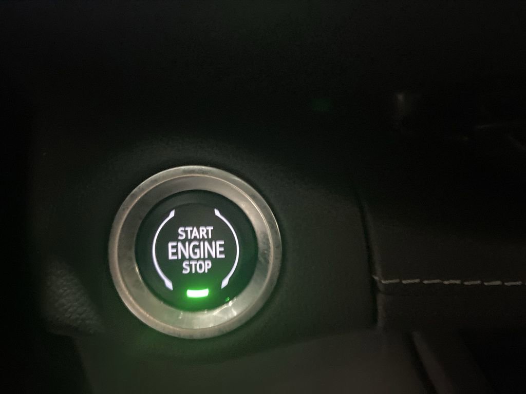 Used 2023 Buick Envision Preferred image 17