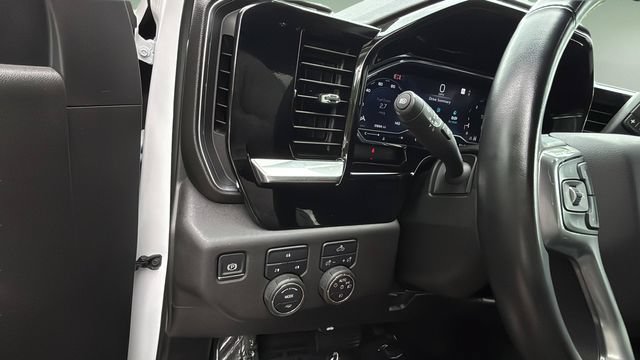 Used 2025 Chevrolet Silverado 2500 LT w/ Convenience Package AWD/4WD image 22
