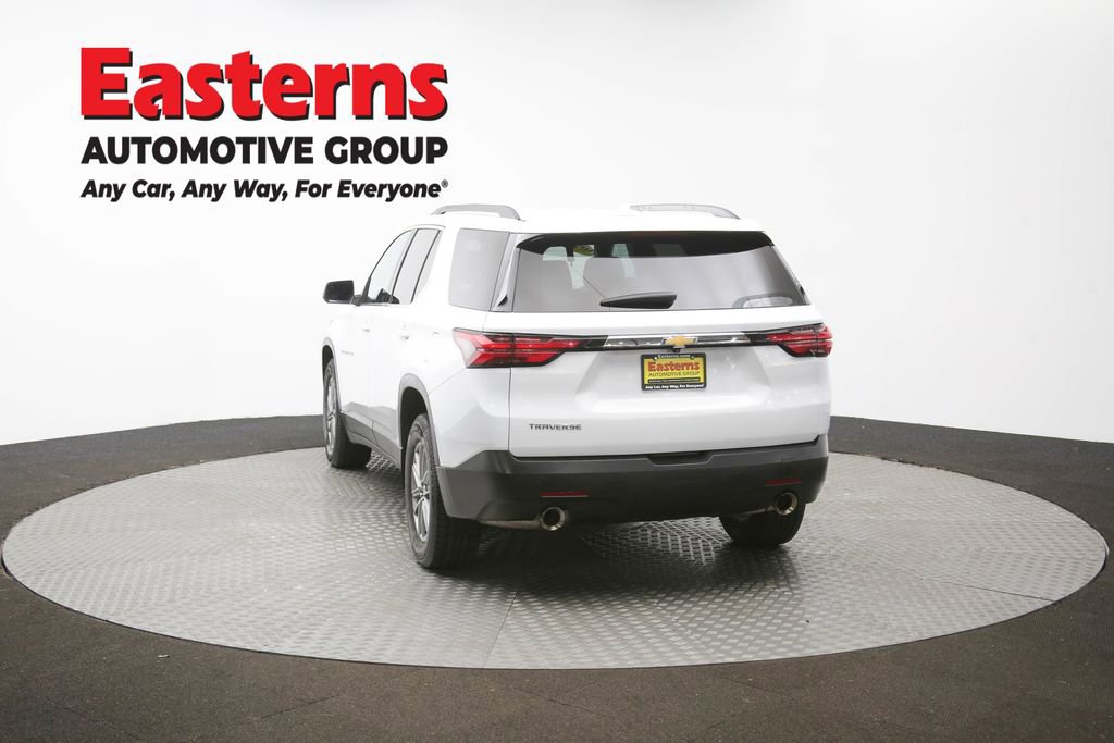 Used 2022 Chevrolet Traverse LT image 38