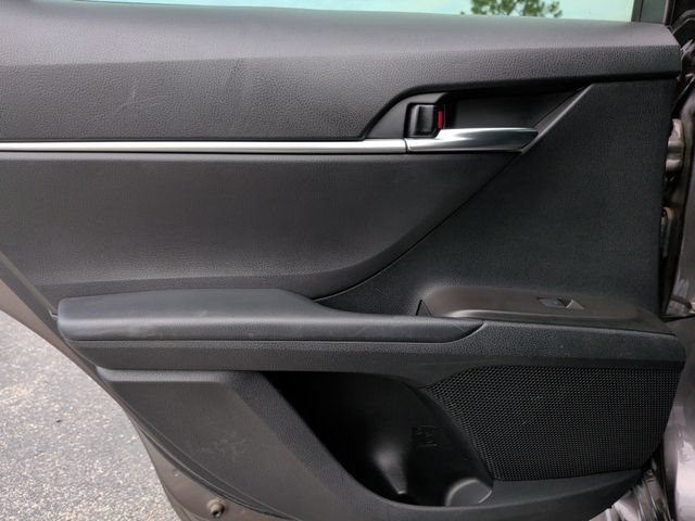 Used 2022 Toyota Camry SE FWD image 27