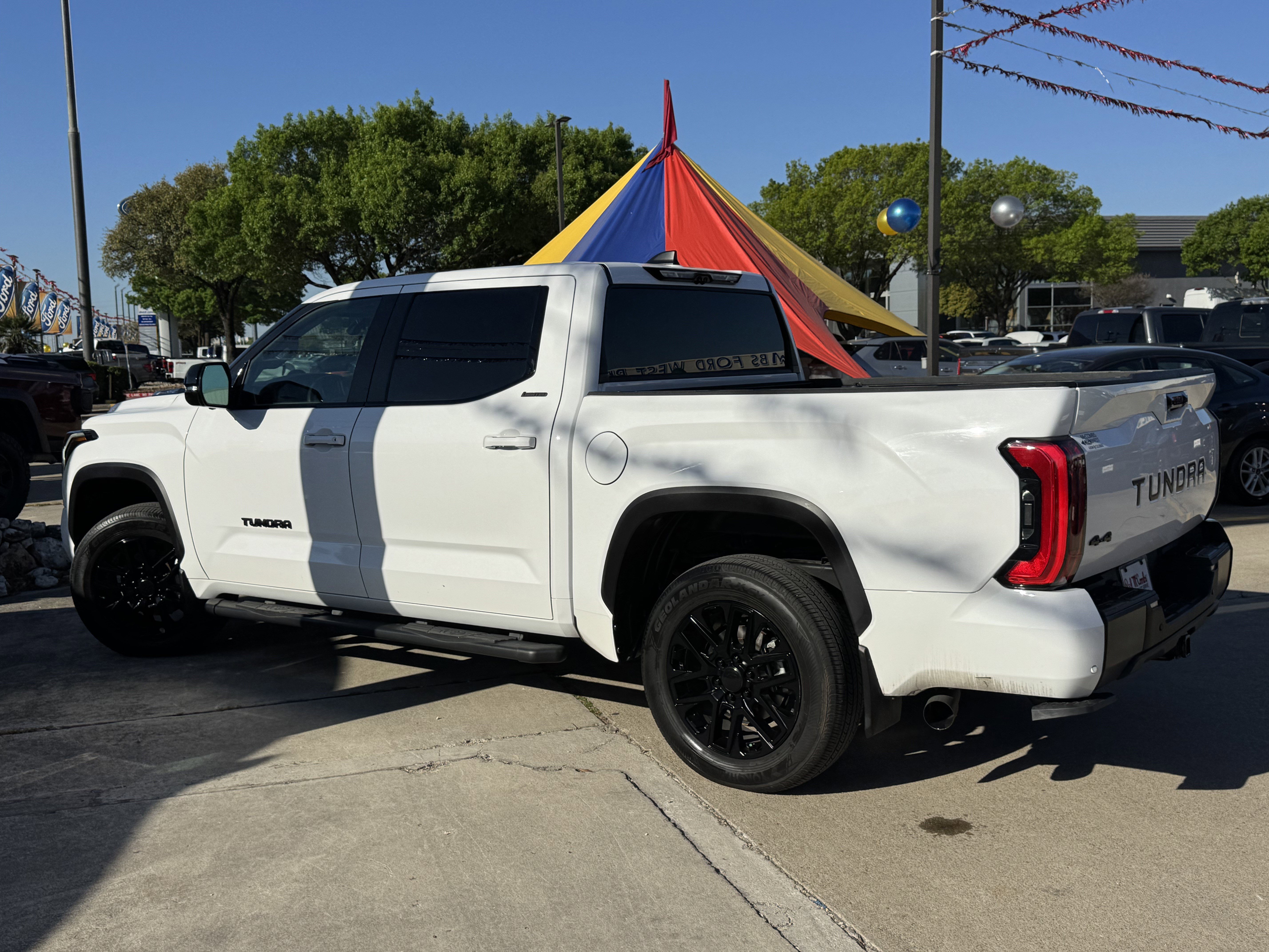 Used 2024 Toyota Tundra Limited image 8