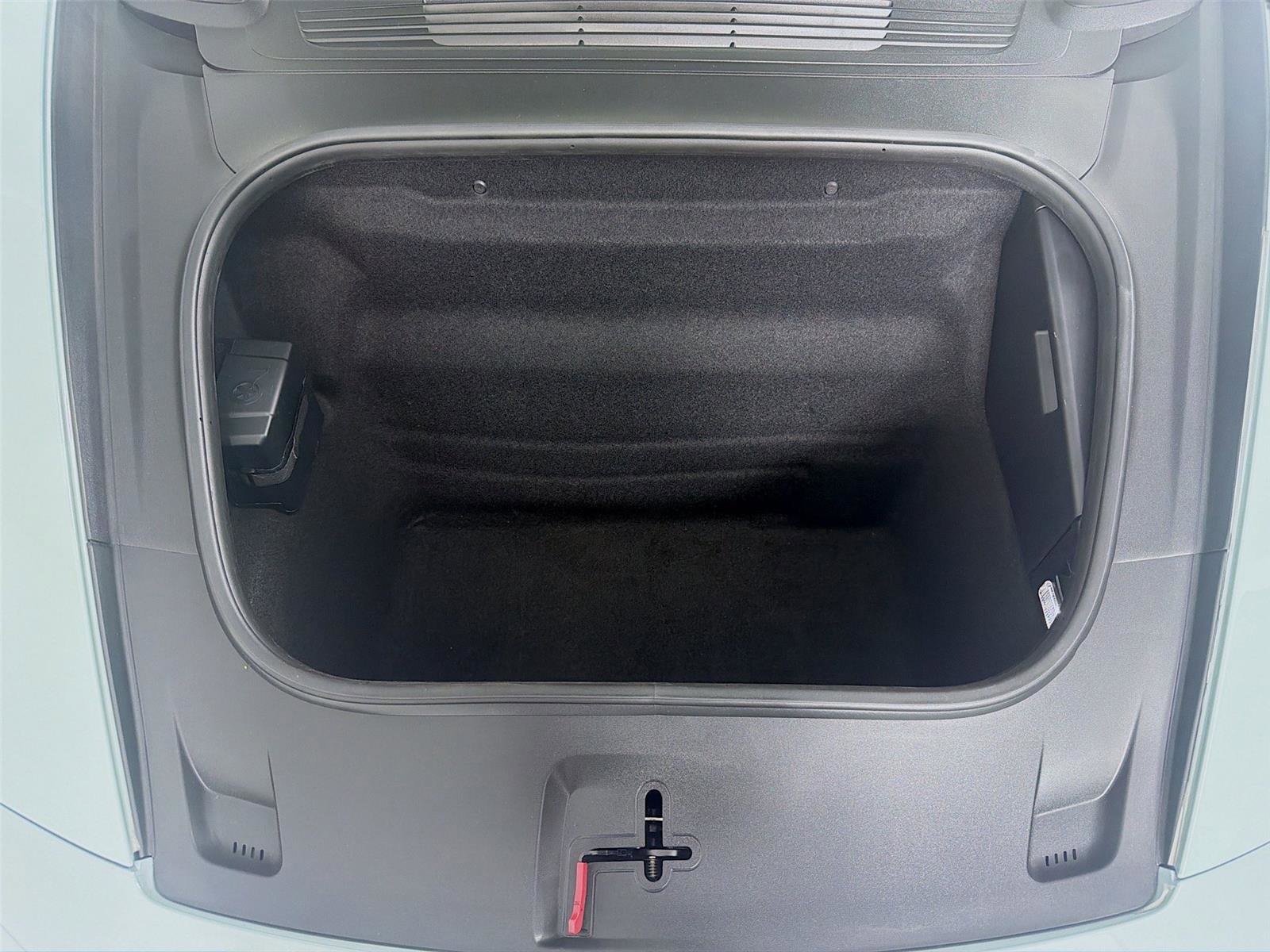 Certified 2025 Porsche 911 Carrera 4 GTS image 26