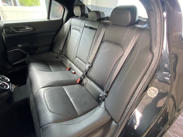 Used 2022 Alfa Romeo Giulia Sprint image 25