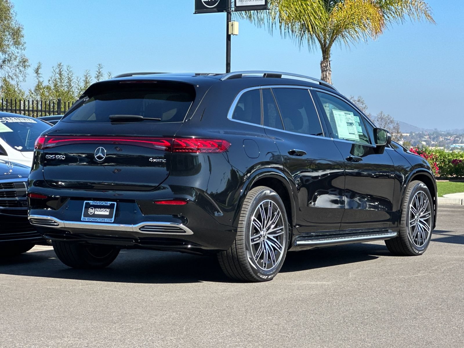 New 2026 Mercedes-Benz EQS 550 4MATIC SUV image 3
