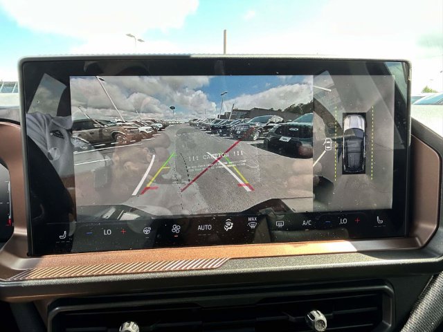 New 2026 Ford Bronco Sport Outer Banks w/ Outer Banks Tech Package+ AWD/4WD image 14
