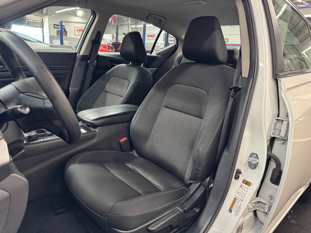 Used 2024 Nissan Altima 2.5 S FWD image 17