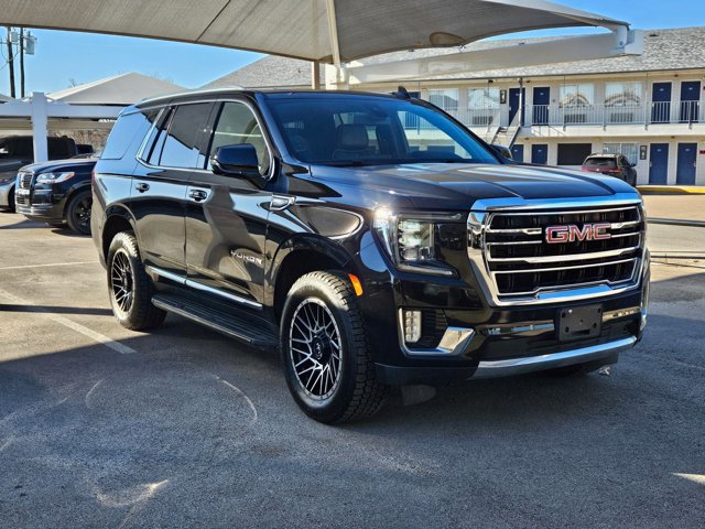 Used 2021 GMC Yukon SLT w/ SLT Luxury Plus Package image 3