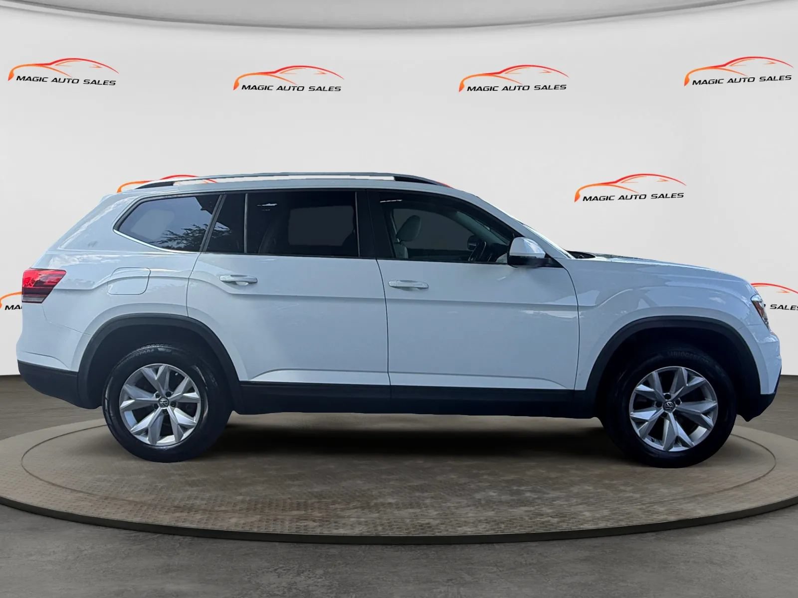 Used 2019 Volkswagen Atlas SE AWD/4WD image 6