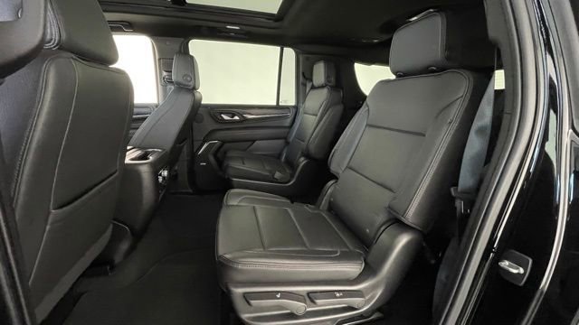Used 2022 GMC Yukon XL Denali image 42