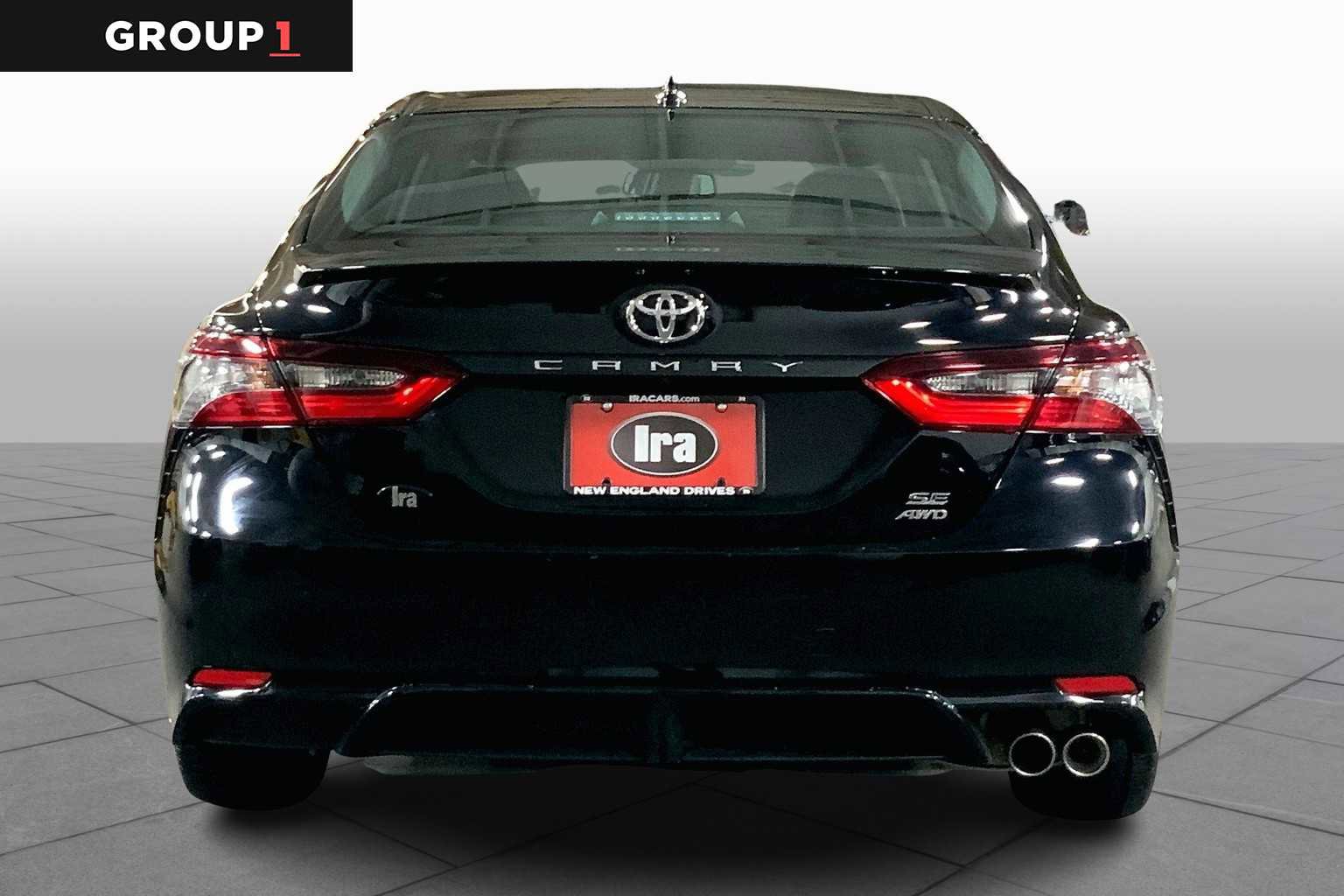 Used 2021 Toyota Camry SE w/ Cold Weather Package image 4