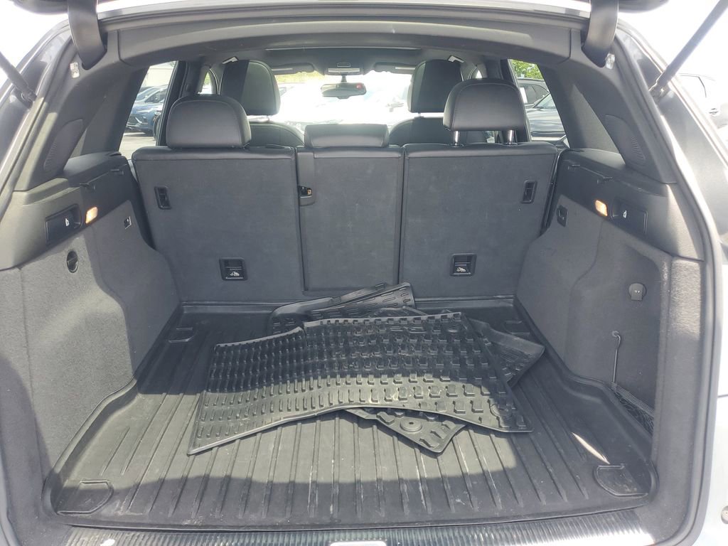 Used 2016 Audi Q5 3.0T Premium Plus w/ Technology Package image 8