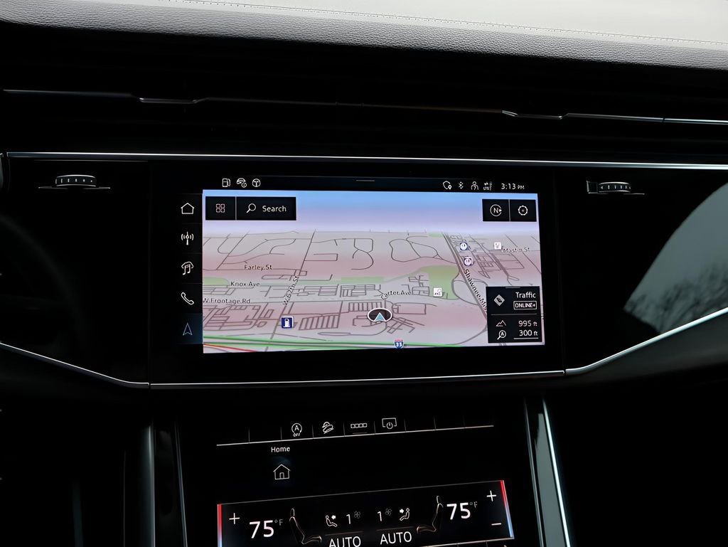 Used 2025 Audi Q8 Premium Plus image 23