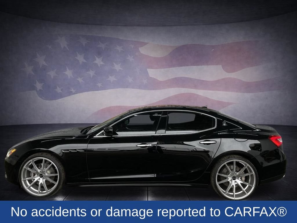 Used 2015 Maserati Ghibli RWD image 2
