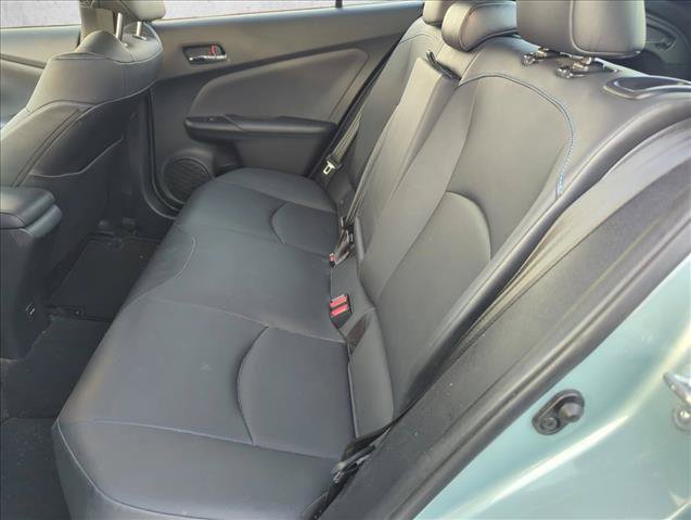 Used 2017 Toyota Prius Three Touring w/ Carpet Mat Package FWD image 9