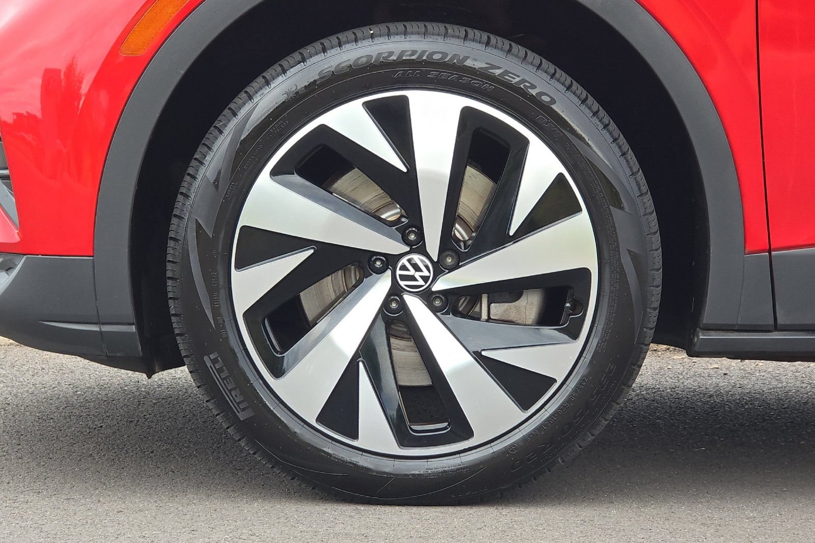 Used 2022 Volkswagen ID.4 Pro S w/ Gradient Package AWD/4WD image 32