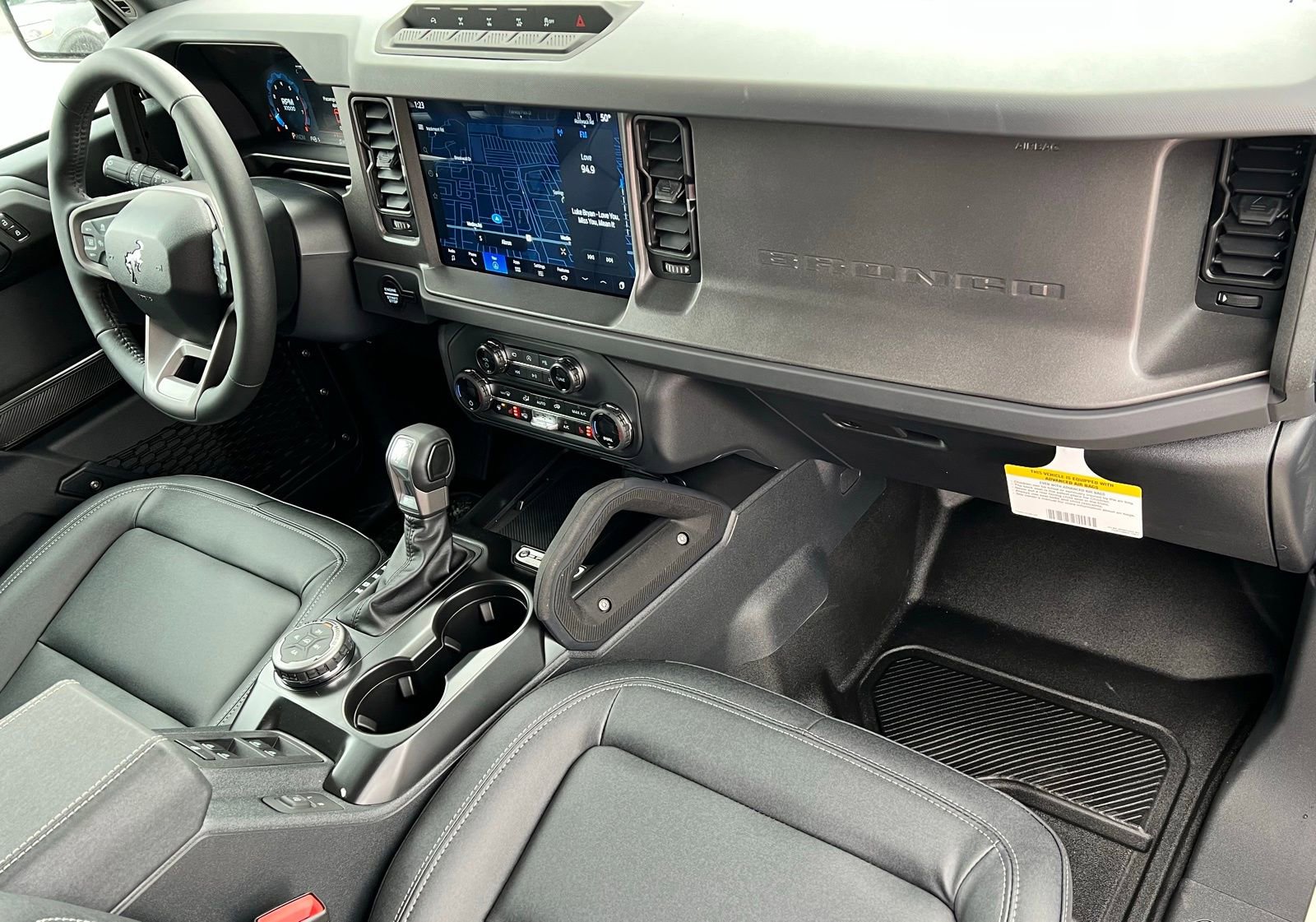 New 2025 Ford Bronco Badlands image 17