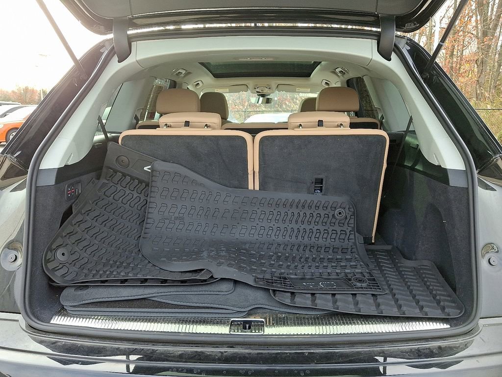 Certified 2025 Audi Q7 3.0T Premium w/ Convenience Package image 30