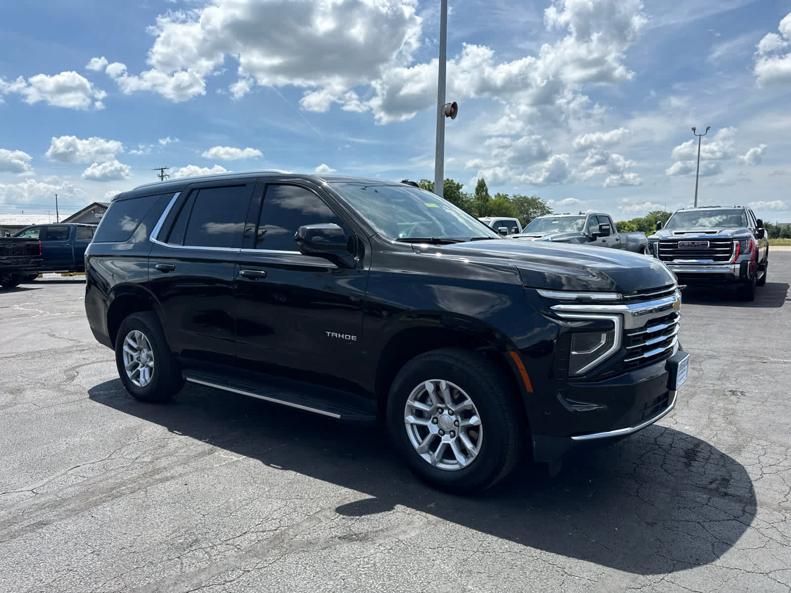 Certified 2025 Chevrolet Tahoe LT AWD/4WD image 7